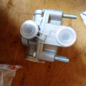 4-Hole Air Brake Valve